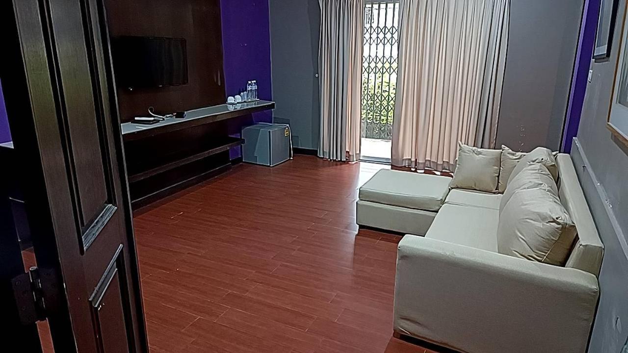 Hotel Sabye Bangkok Esterno foto