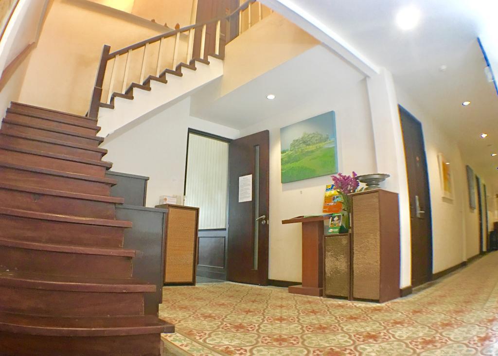 Hotel Sabye Bangkok Esterno foto